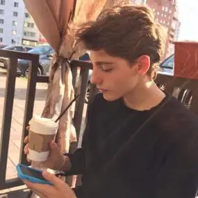 6686体育官网首席作者两人的回忆