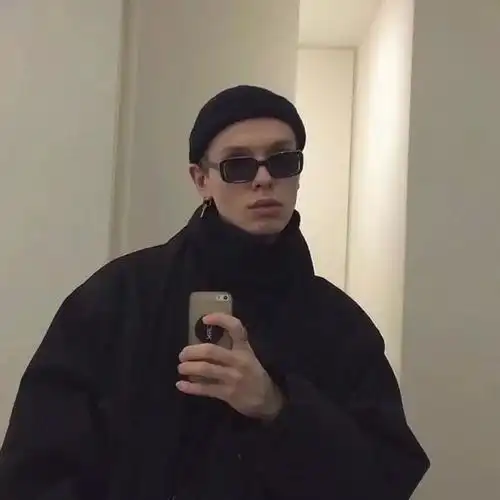 6686体育官网中级作者Janelle