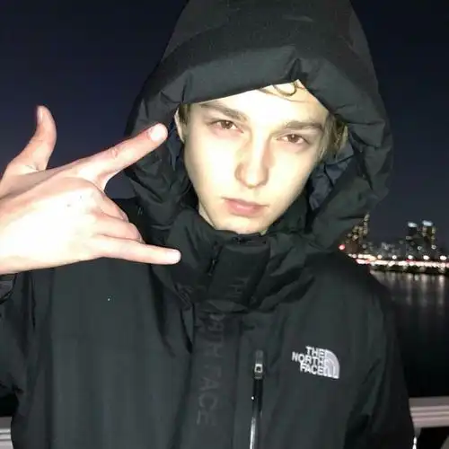 6686体育官网金牌作者Liam