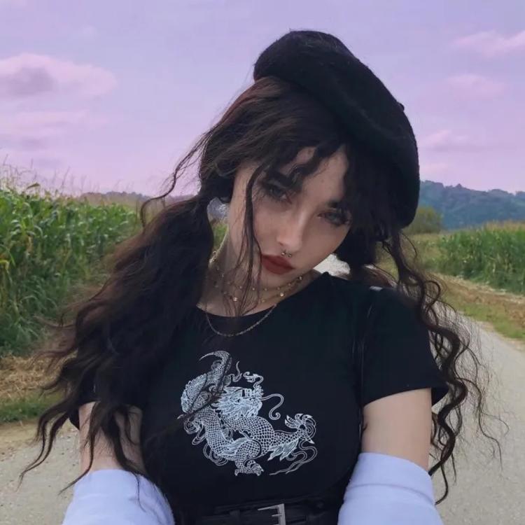 6686体育官网首席作者十里红妆