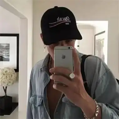 6686体育官网钻石作者Brad