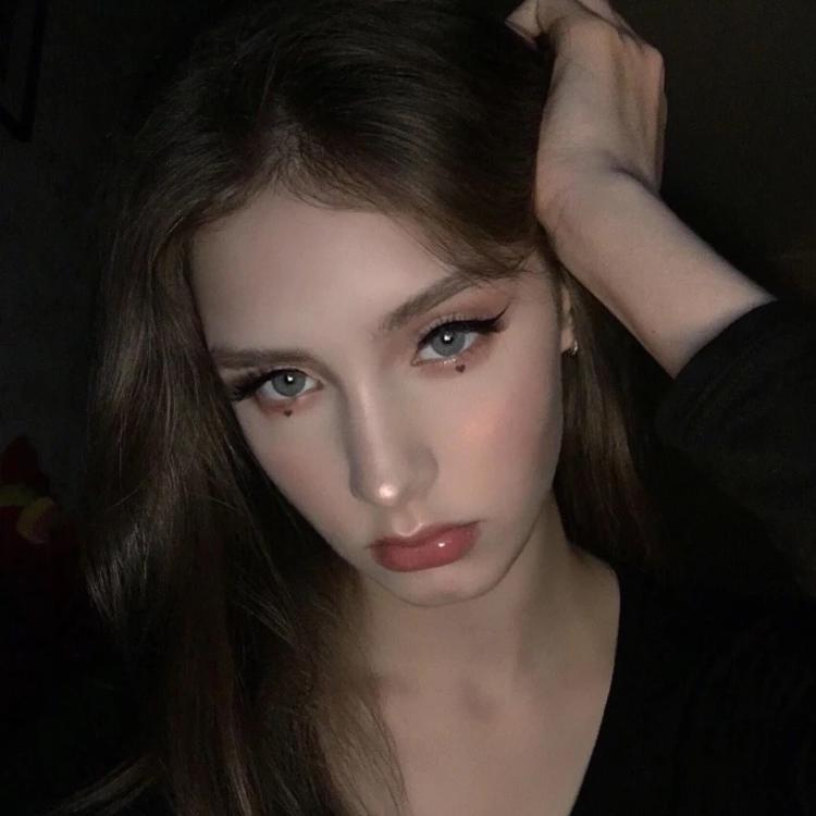 6686体育官网铁牌作者月下独酌