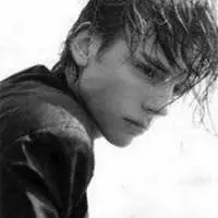 6686体育官网铜牌作者Laura