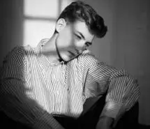 6686体育官网铁牌作者Gideon