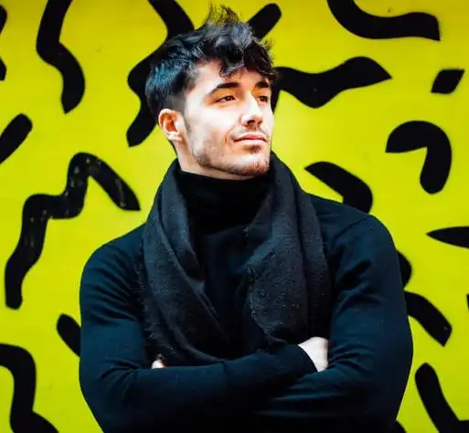 6686体育官网铁牌作者Georgia