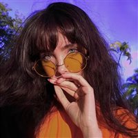 6686体育官网铁牌作者Yasmine