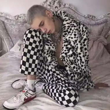 6686体育官网高级作者Cora