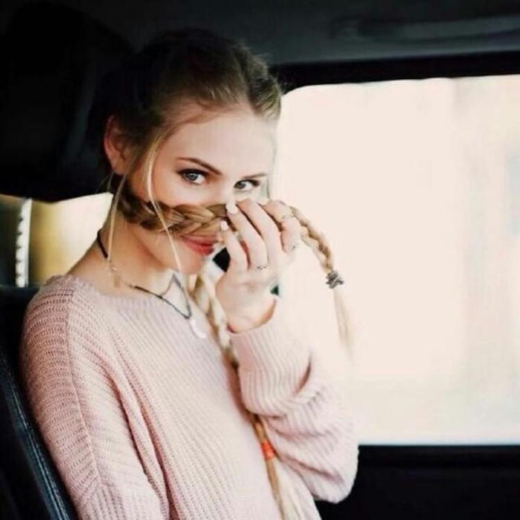 6686体育官网金牌作者Clementine