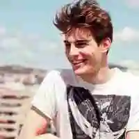 6686体育官网钻石作者Frances