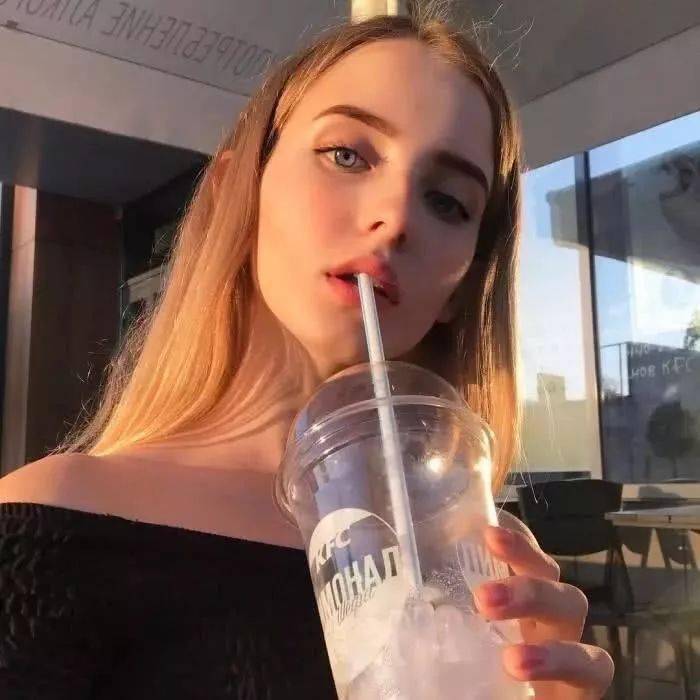 6686体育官网金牌作者Yvette