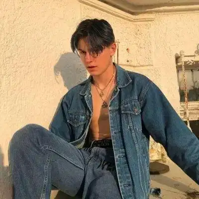 6686体育官网初级作者Carmen