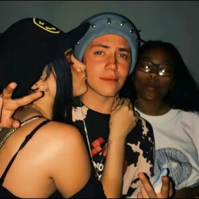 6686体育官网铁牌作者Elena